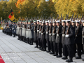 Aufstellung am Roten Teppich Musikkorps der Bundeswehr und Ehrengarde Wachbataillon im BMVg -  Begrüßung des Präsidenten der Islamischen Republik Pakistan, S.E. Asif Ali Zardari, mit militärischen Ehren