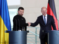 Wolodymyr Selensky, Präsident der Ukraine und Bundeskanzler Olaf Scholz beim Pressegespräch -  Besuch des Präsidenten der Ukraine, Wolodymyr Selensky in der Bundesrepublik Deutschland