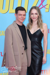 Georg Listing Bassist von Tokio Hotel mit seiner Verlobten Susanne