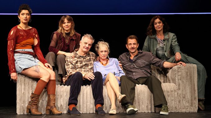 Schauspieler: Naima Laube, Lena Conzendorf, Heinrich Schafmeister, Maria Hartmann, Mark Weigel, Elisabeth Ebner [C] Holger Much / HMP / BN4A